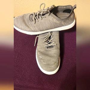 Perry Ellis, & Express men's shoes size 9